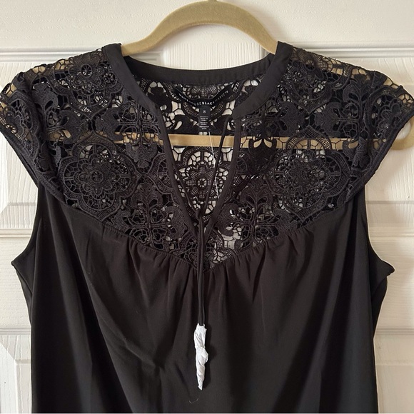 NWT WHBM Openwork Notch Tank - Picture 7 of 12